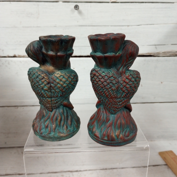 Set of 2 Angels Cherubs Candlestick Holders Vintage Shabby Chic Green Patina - Picture 5 of 12